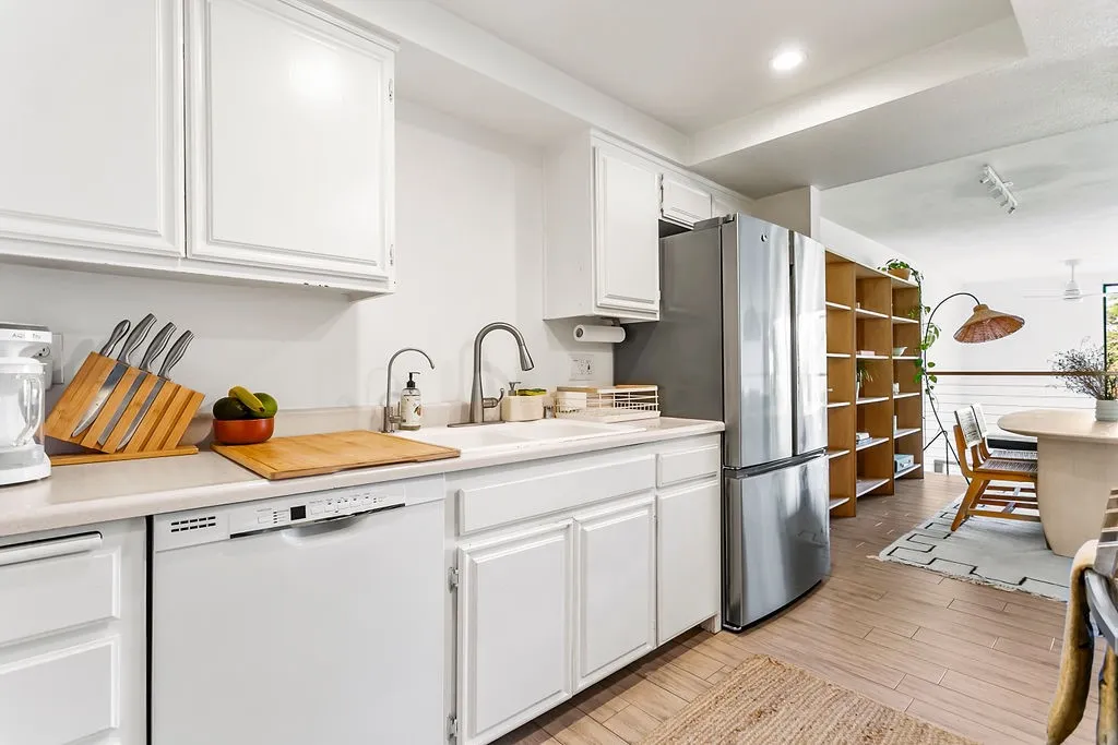 https://cdn.realtyfeed.com/cdn/127/306328959/10d0541814dd29e856263d40656719cd.webp
