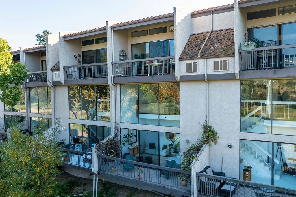 https://cdn.realtyfeed.com/cdn/127/306328959/9da2711d8642244fcc922d3b48f97c66.webp