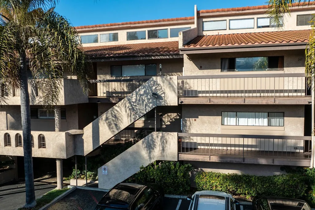 https://cdn.realtyfeed.com/cdn/127/306328959/ab54f02034a3b06d089eed3ef8c5e3c2.webp