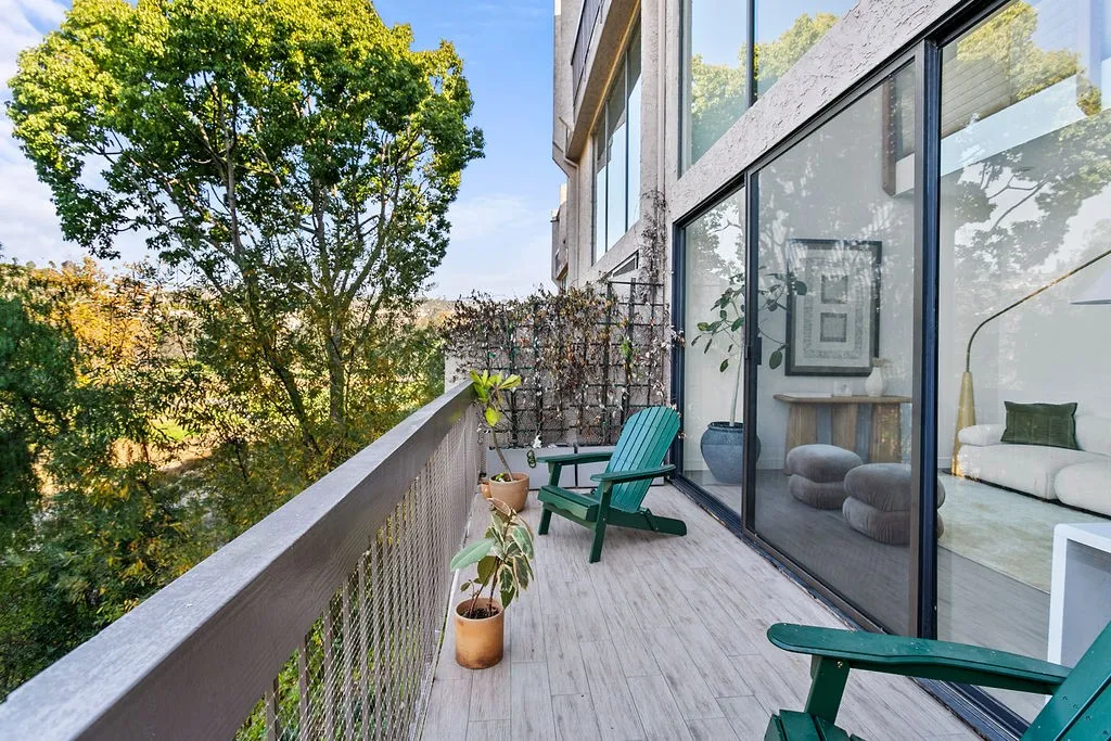 https://cdn.realtyfeed.com/cdn/127/306328959/ea92a5b40e876f6b8de215b4f25897bd.webp