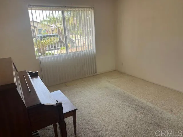 Photo #4: NDP2410738 Listing 