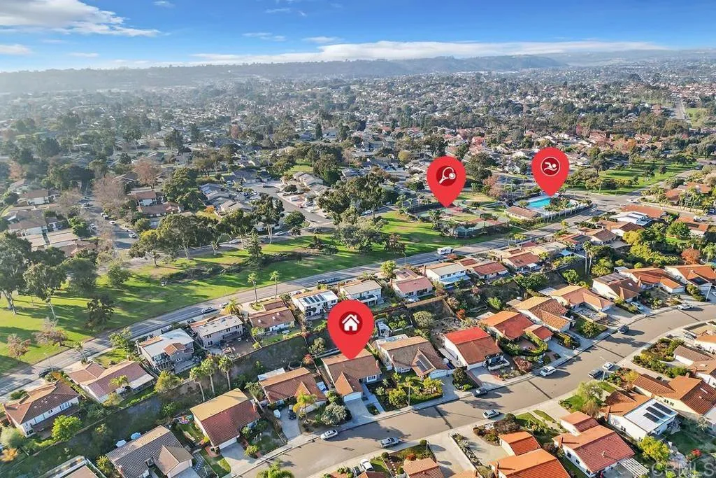 https://cdn.realtyfeed.com/cdn/127/306330545/4ca0cdbe72140fe1849007771784c195.webp