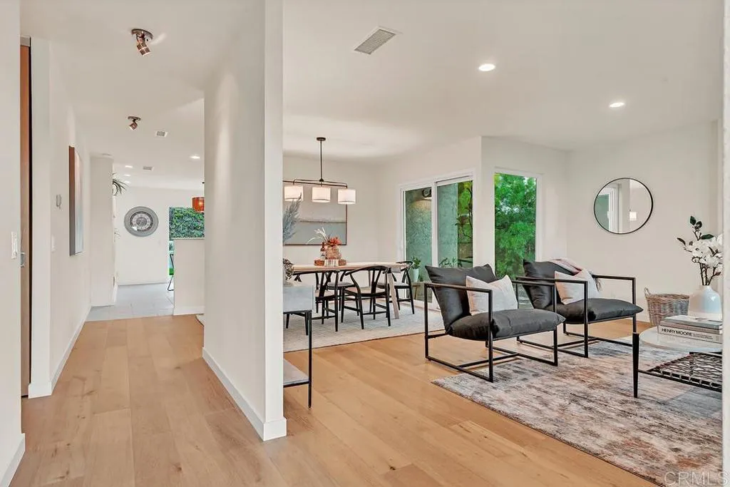 https://cdn.realtyfeed.com/cdn/127/306330545/5144e0767d7fc193c5c916005219db1e.webp