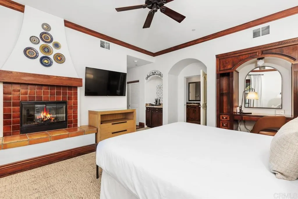 https://cdn.realtyfeed.com/cdn/127/306331620/733bb36ae6161dda1be5b5f697f86f5c.webp