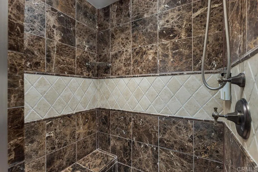 https://cdn.realtyfeed.com/cdn/127/306331620/a1b6a13687de7e155f13443004b8e710.webp