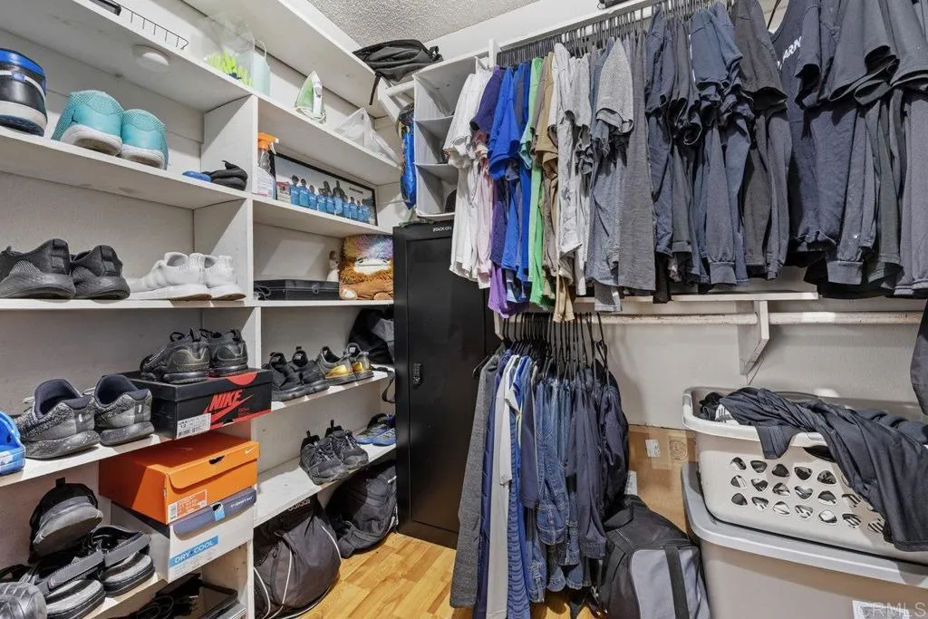 https://cdn.realtyfeed.com/cdn/127/306331778/fb8d378e20ae59bab406c97bc4c0c539.webp