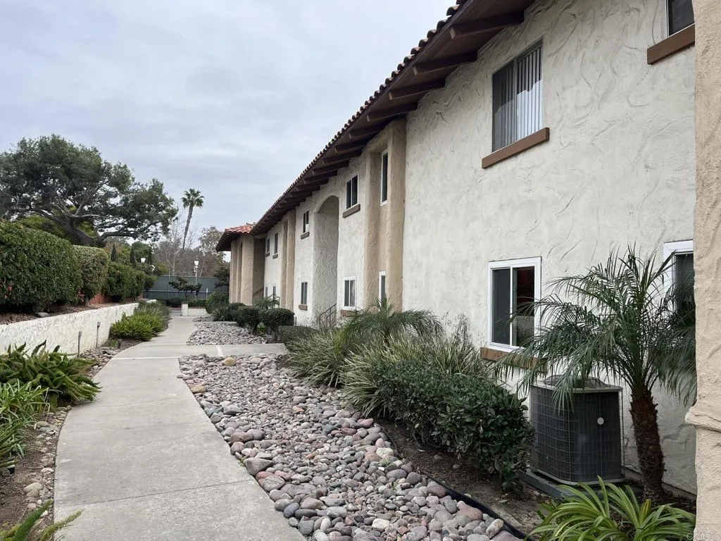 https://cdn.realtyfeed.com/cdn/127/306332188/3097820eb228ca5154cf6ccbf42d3253.webp