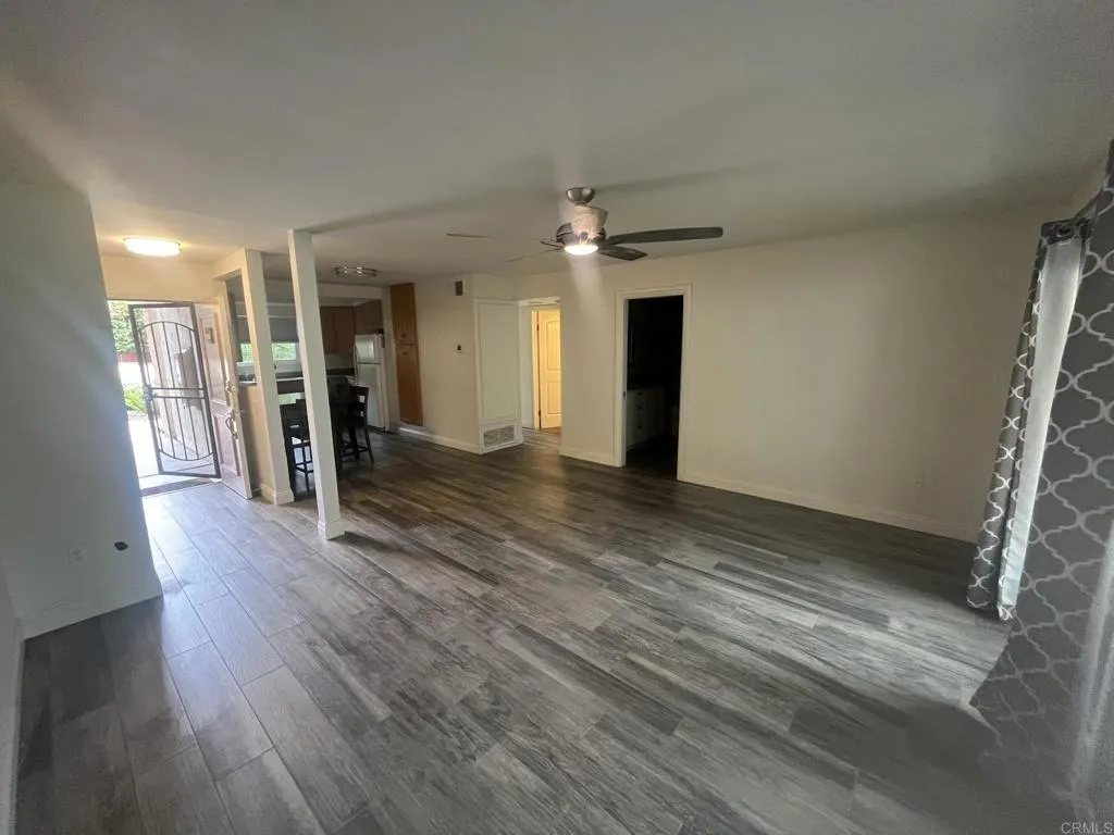 https://cdn.realtyfeed.com/cdn/127/306332188/417c8eaf19fbc04b99611335917f3a2a.webp
