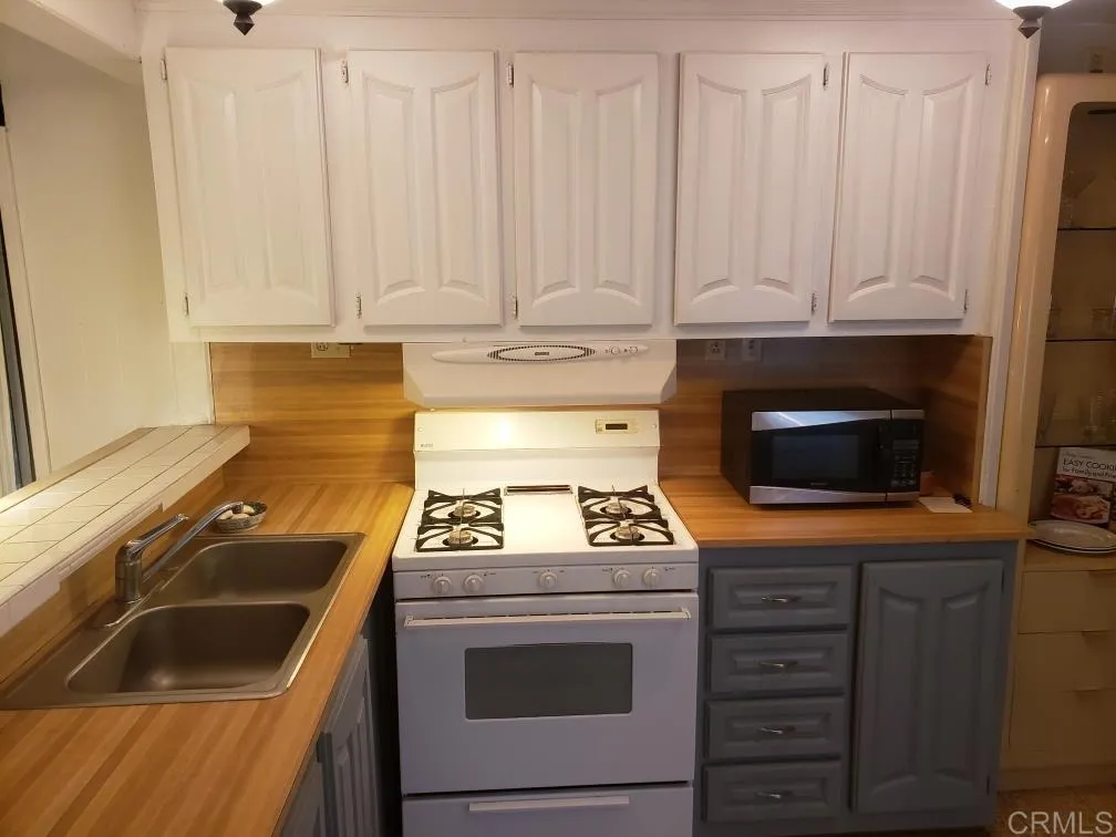 https://cdn.realtyfeed.com/cdn/127/306332391/b00e64d5244691ca592fb2c442392b33.webp