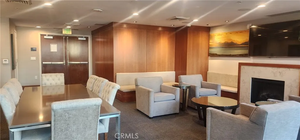 https://cdn.realtyfeed.com/cdn/127/306333033/39e076e30a6346cf32c3894c0af779b5.webp