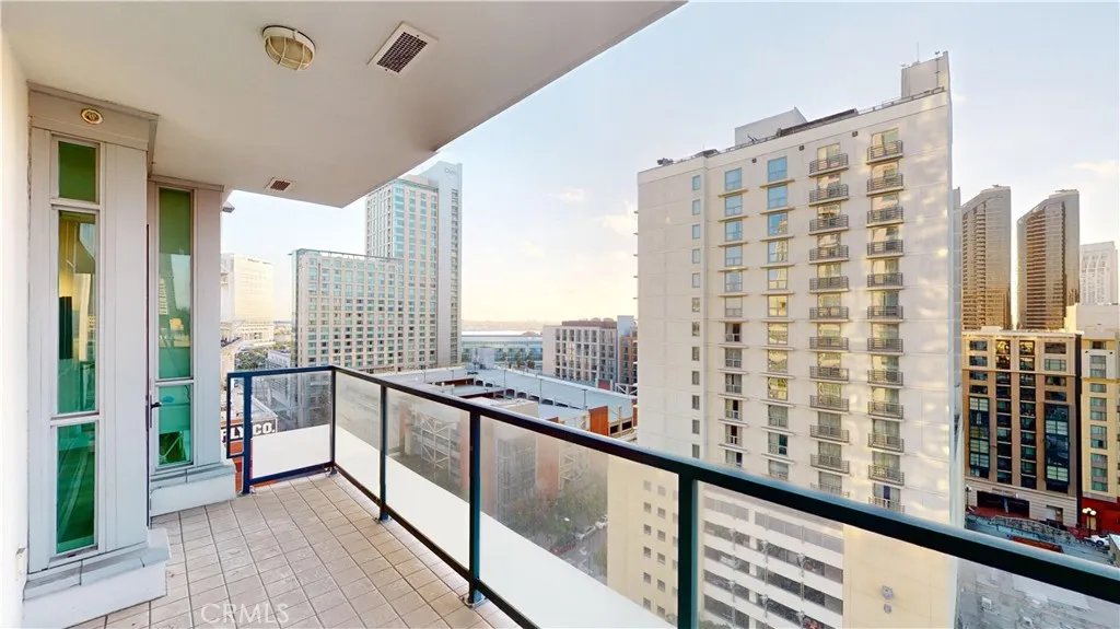 https://cdn.realtyfeed.com/cdn/127/306333033/827828c5f92ab562df7fc1adc5efa335.webp