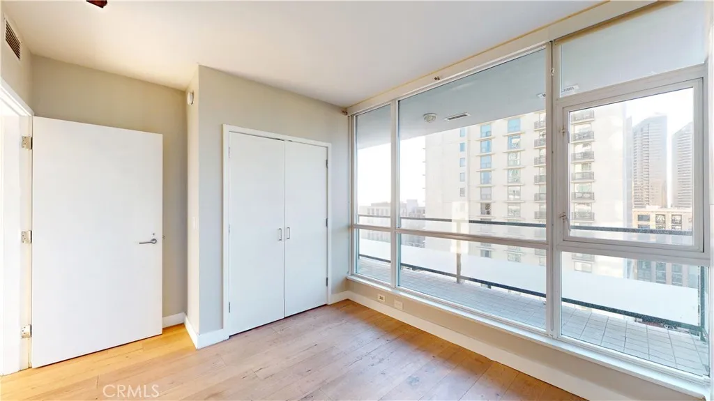 https://cdn.realtyfeed.com/cdn/127/306333033/952667bba5616c27ede1f6ebc62c7b55.webp