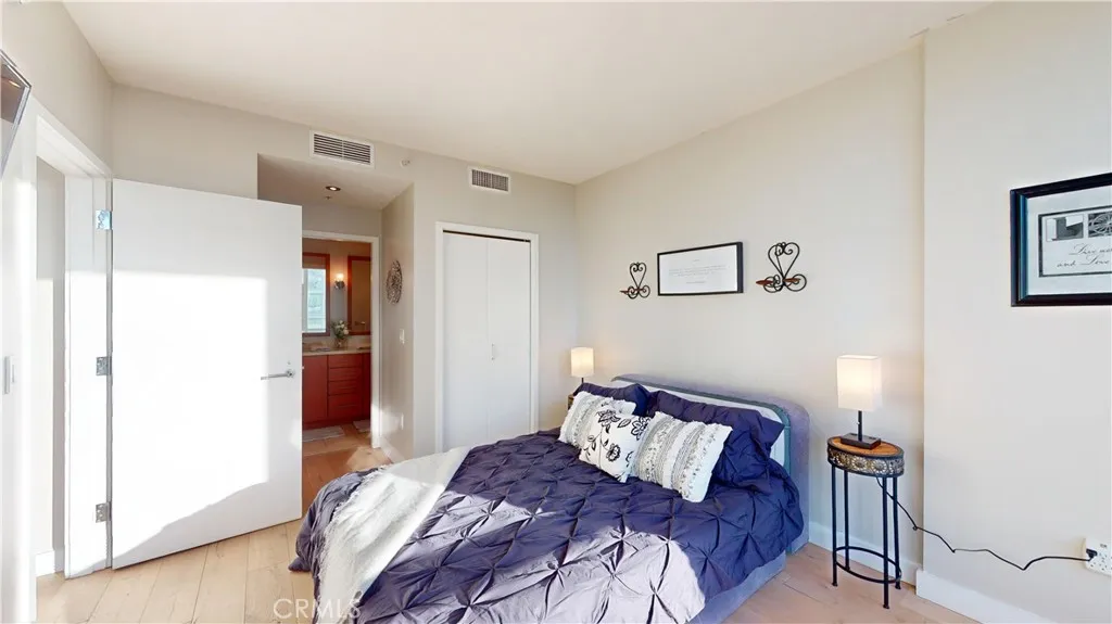 https://cdn.realtyfeed.com/cdn/127/306333033/961848cb655fd22c23034e57a4df0f74.webp