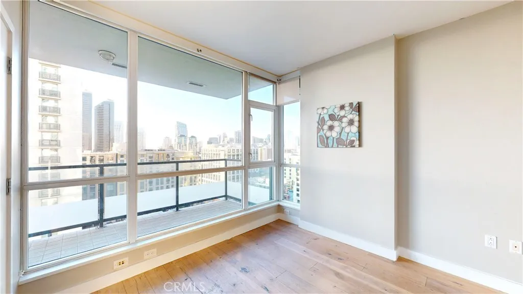 https://cdn.realtyfeed.com/cdn/127/306333033/c6196e92bfabaa6adddc1cff2645c135.webp