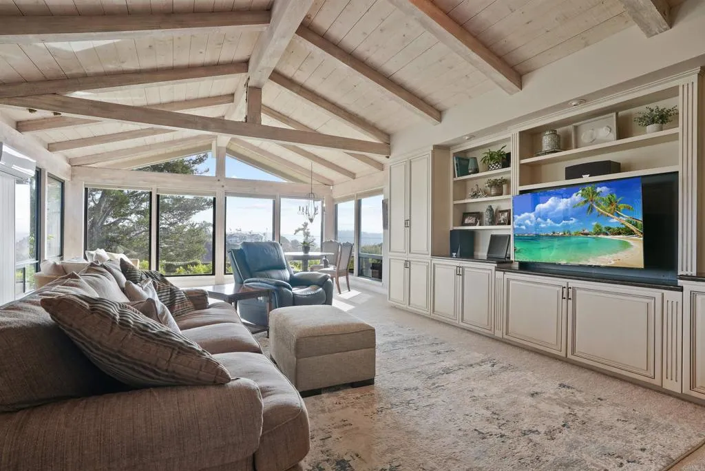 https://cdn.realtyfeed.com/cdn/127/306333079/5e52d226561d197485585384df6d3a83.webp