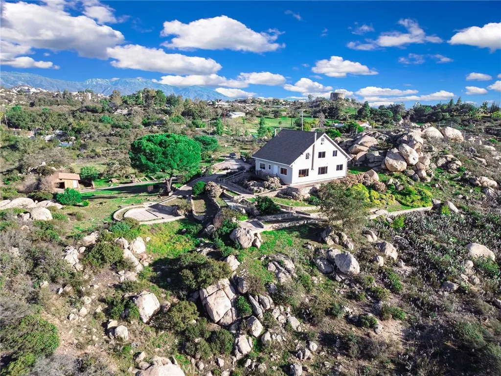 https://cdn.realtyfeed.com/cdn/127/306333080/286737c4d9269eb513e8a2191c5f6910.webp