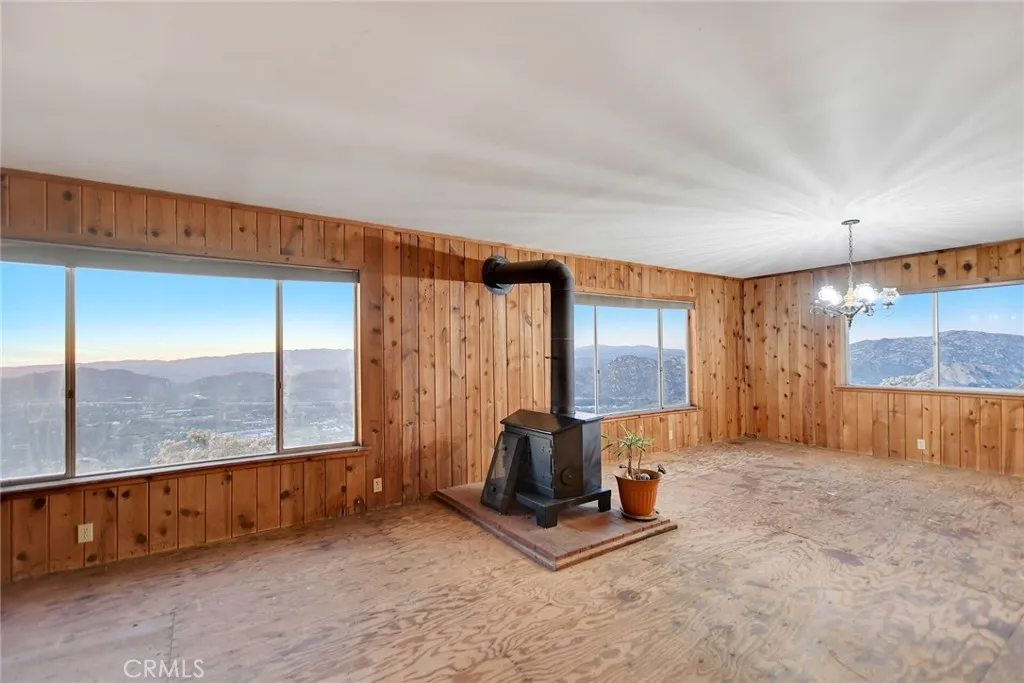 https://cdn.realtyfeed.com/cdn/127/306333080/485fd7db82e0ba80d4b00d04f70d4636.webp