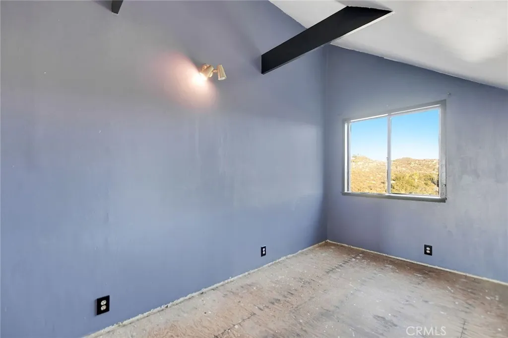 https://cdn.realtyfeed.com/cdn/127/306333080/bea986fcb1468952c1a737a20db19508.webp