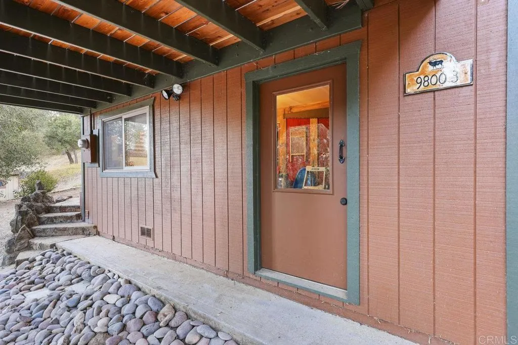 https://cdn.realtyfeed.com/cdn/127/306333636/601c00e5ac35d4ae52526b639574cdd7.webp