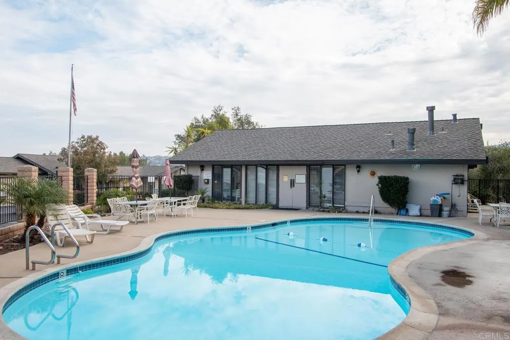 https://cdn.realtyfeed.com/cdn/127/306334345/8d78163a27d63ecb693eb97bc3f5714f.webp