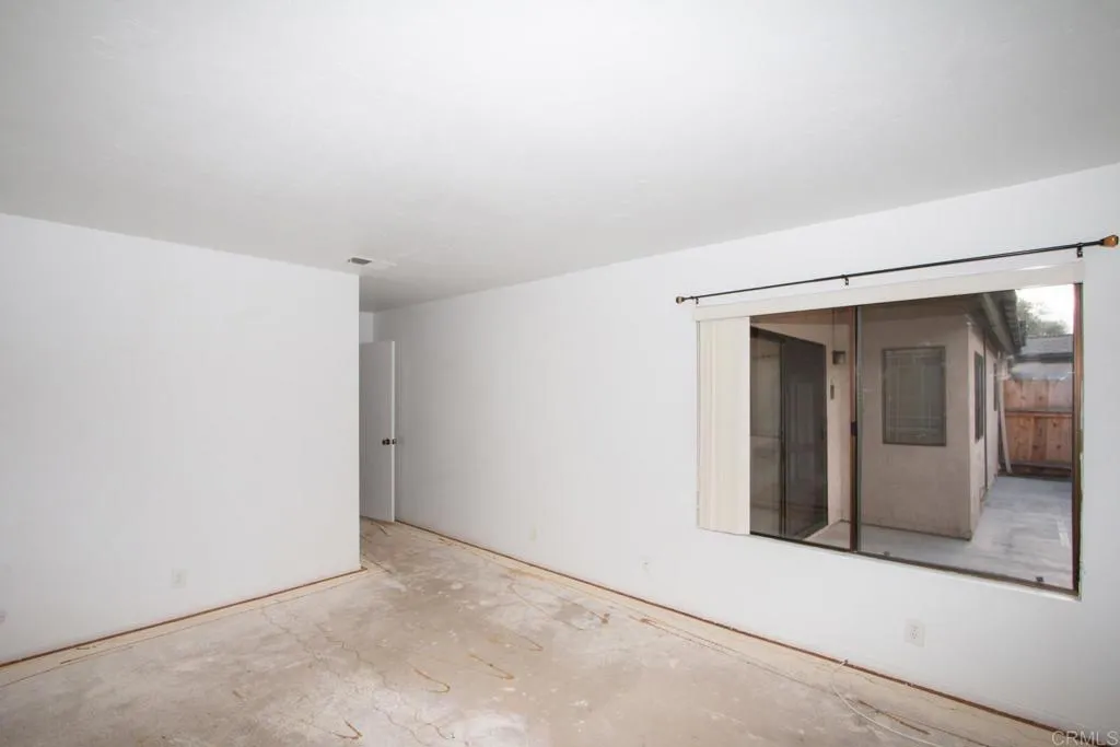 https://cdn.realtyfeed.com/cdn/127/306334345/c8f853b703f71f8584f77e10fb6fbcf4.webp