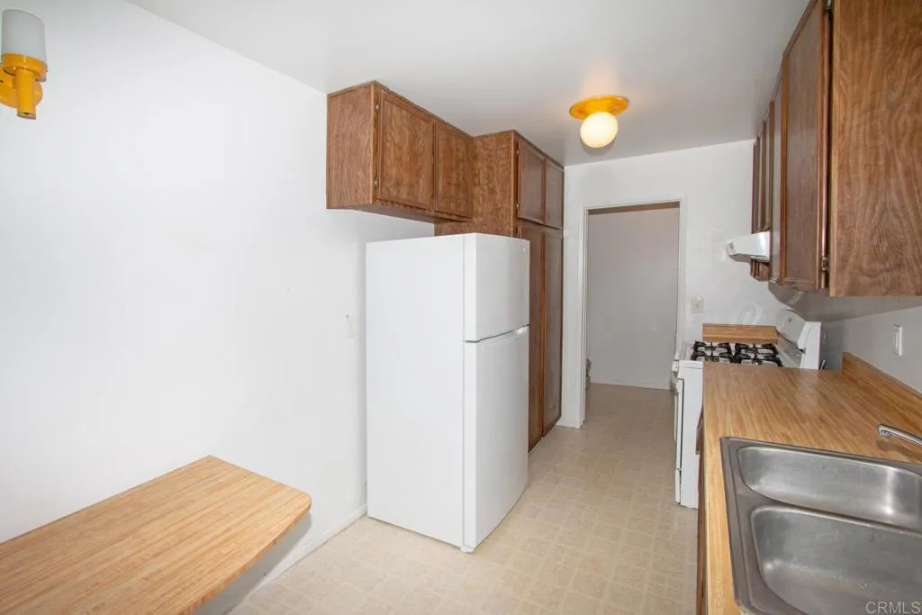 https://cdn.realtyfeed.com/cdn/127/306334345/f0361de9bad7ddc8d7b20547e8f18526.webp