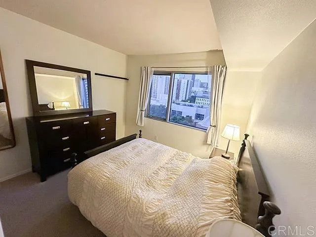 https://cdn.realtyfeed.com/cdn/127/306335896/921653db141a3c47508a09973d0343e7.webp