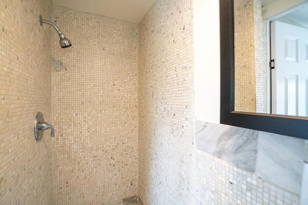 https://cdn.realtyfeed.com/cdn/127/306335956/55ba3ed770f8922d058130cc9f2ad8d8.webp