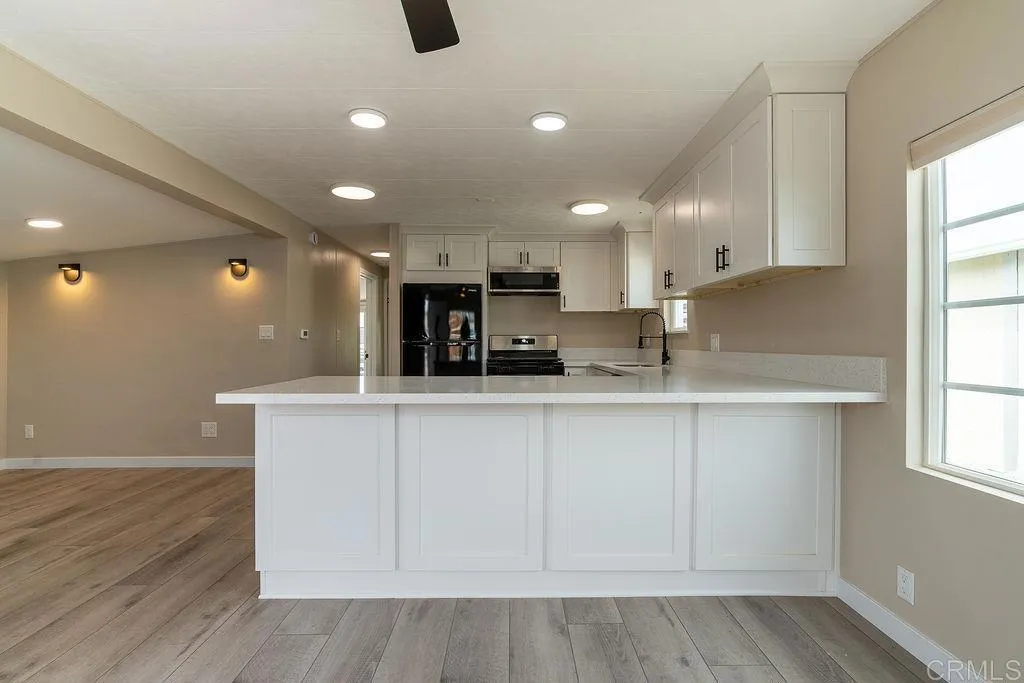 https://cdn.realtyfeed.com/cdn/127/306335956/b2f69bd4d7b16508fa950534dfa1aa7f.webp
