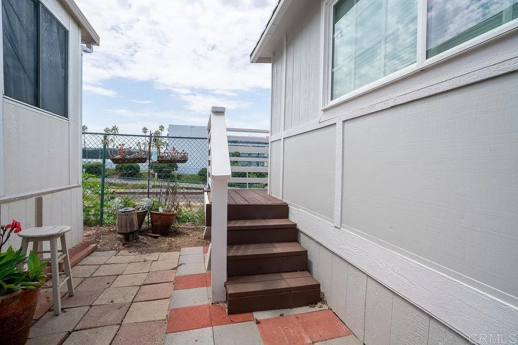 https://cdn.realtyfeed.com/cdn/127/306335956/cba95aff40035ab9c565bb1e97cb14df.webp