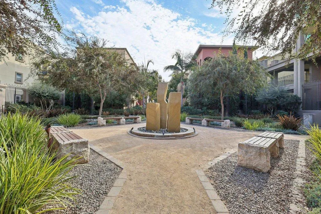 https://cdn.realtyfeed.com/cdn/127/306336210/55e76b905d648fd3b5d5899c20030253.webp