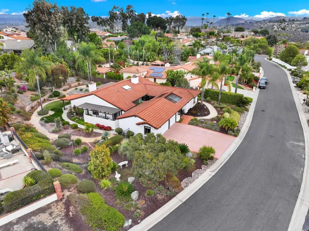 https://cdn.realtyfeed.com/cdn/127/306336399/31fc311d750f38bc3e5a6346215f25d7.webp