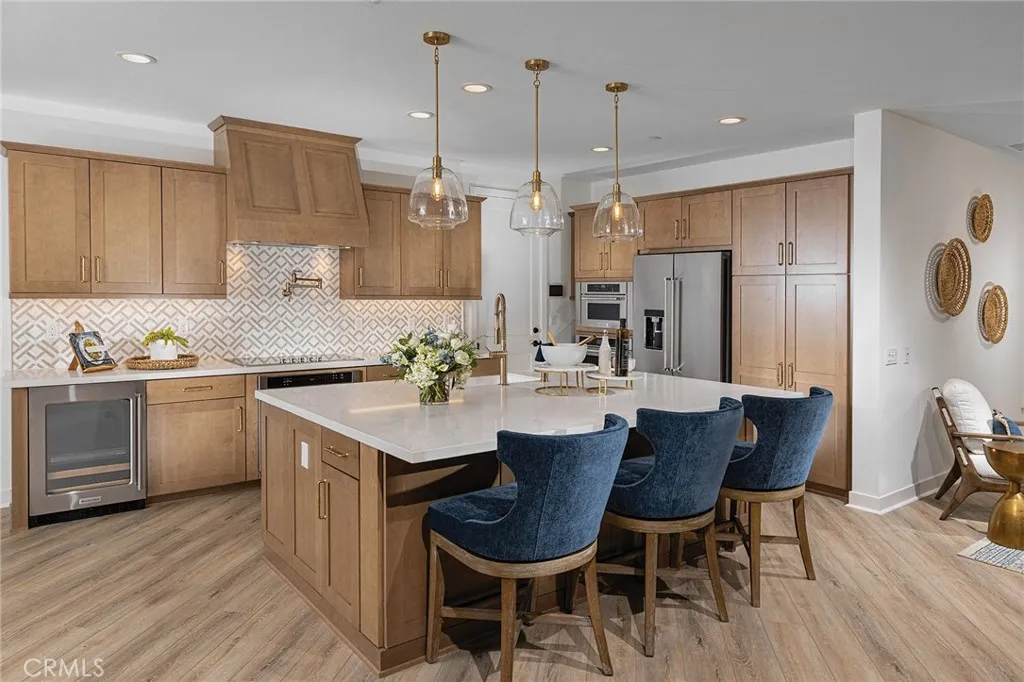 https://cdn.realtyfeed.com/cdn/127/306336534/0e37a2fc7cb2856c06e33bce0ffba9b2.webp