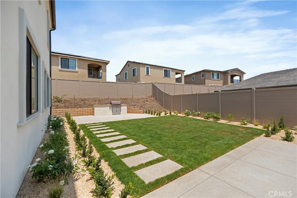 https://cdn.realtyfeed.com/cdn/127/306336534/179931567cfa587b562050efa648cf3a.webp