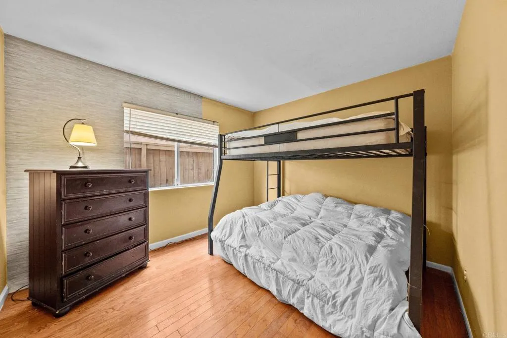 https://cdn.realtyfeed.com/cdn/127/306336652/12330493b0d4ef0655ce0d4521bb9211.webp