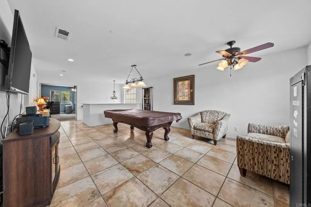 https://cdn.realtyfeed.com/cdn/127/306336652/34aa26401ae83a41862171dc683124d7.webp