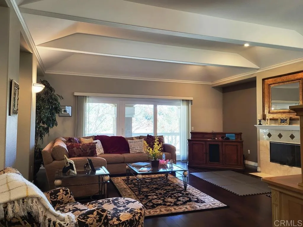 https://cdn.realtyfeed.com/cdn/127/306336655/7828c4e45f99e9328d6f25ae658dea80.webp