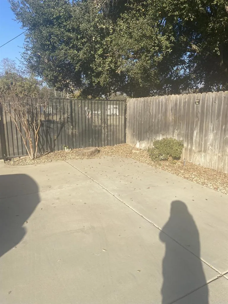 https://cdn.realtyfeed.com/cdn/127/306336862/a57b6fbf5ffedcbb205f9b64f6b6e7ac.webp