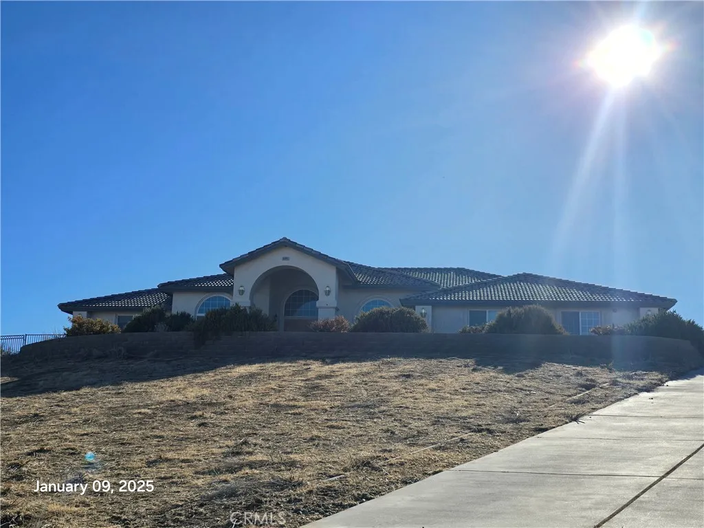 6989 Buffalo Road, Hesperia, Ca 92344 - Main photo, Hesperia, CA