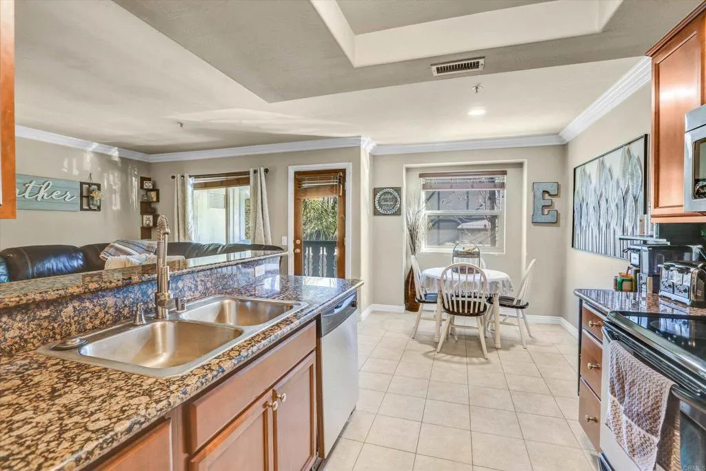 More Details about MLS # PTP2500244 : 1434 MARSHALL RD. ROAD UNIT 39