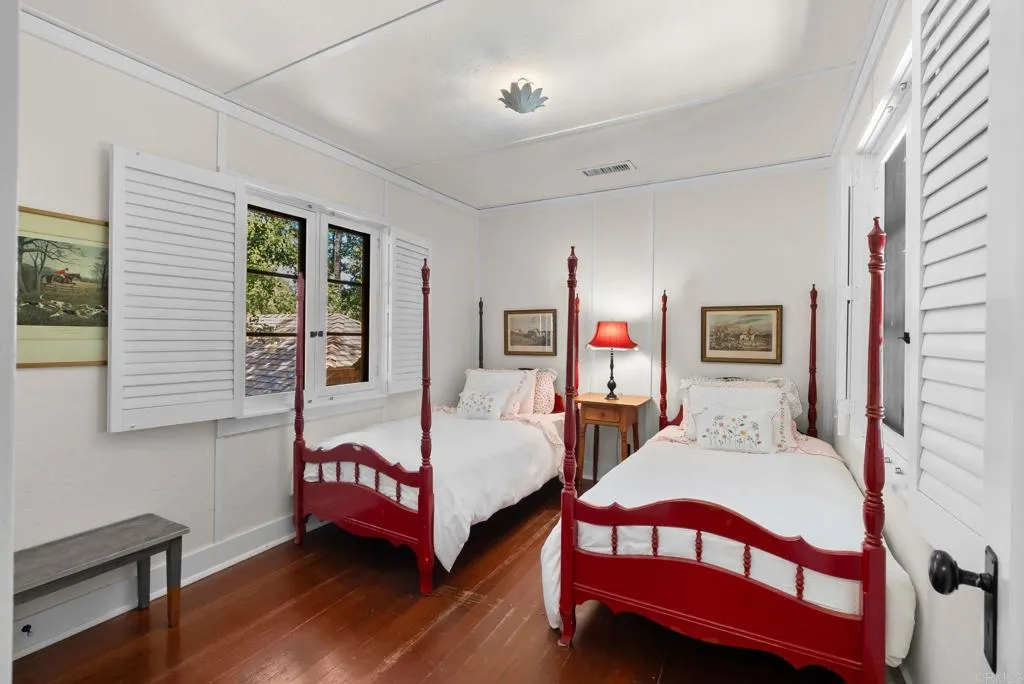https://cdn.realtyfeed.com/cdn/127/306337985/6673be6e8d61119728c62344b5345158.webp
