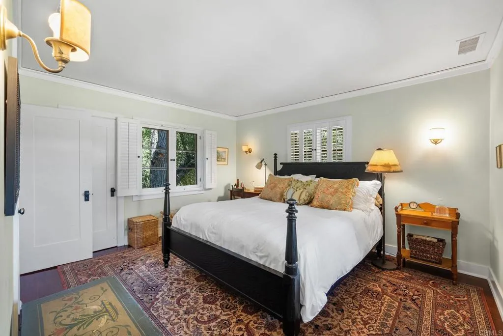 https://cdn.realtyfeed.com/cdn/127/306337985/8ac78360c8fbd6184f4d53145c185ede.webp