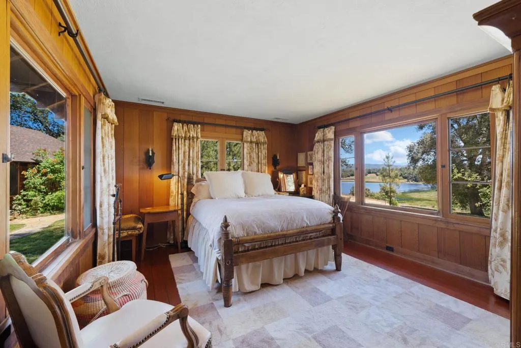 https://cdn.realtyfeed.com/cdn/127/306337985/9d7b91d21c5a01d30a73608f28d1f5d3.webp