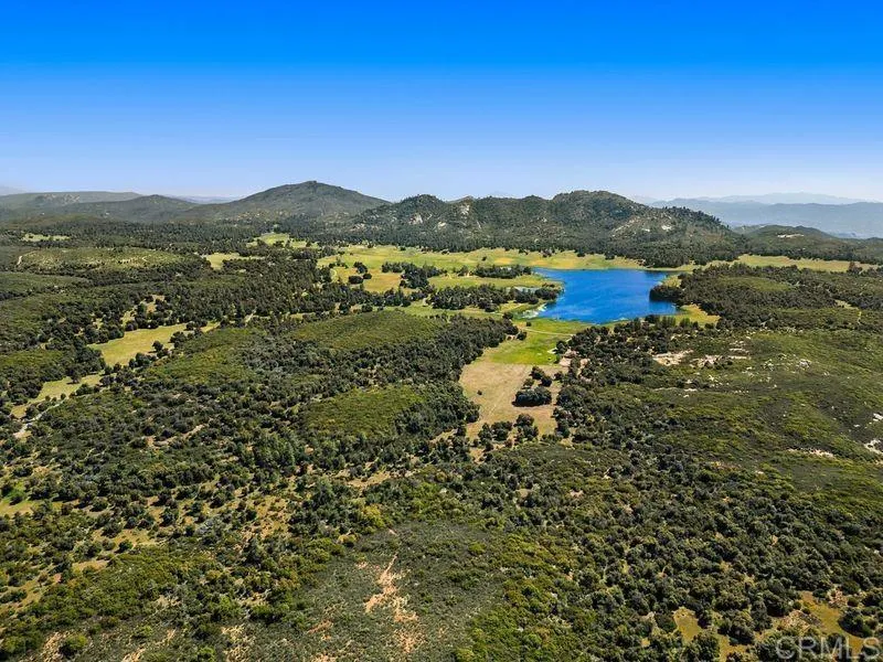 https://cdn.realtyfeed.com/cdn/127/306337985/d6899b31a658df8d3e967f7836340748.webp