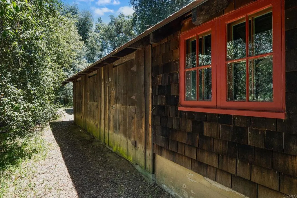 https://cdn.realtyfeed.com/cdn/127/306337985/e8a553853d22f37b839ef8130afb11ad.webp