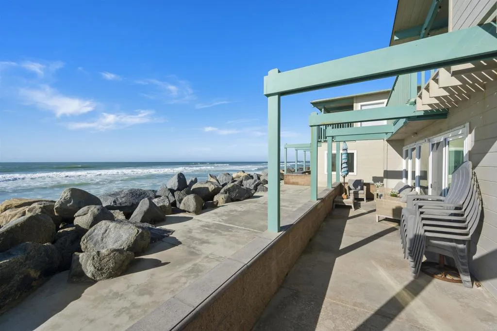 https://cdn.realtyfeed.com/cdn/127/306337988/9679045ca96875a87403199efc170178.webp
