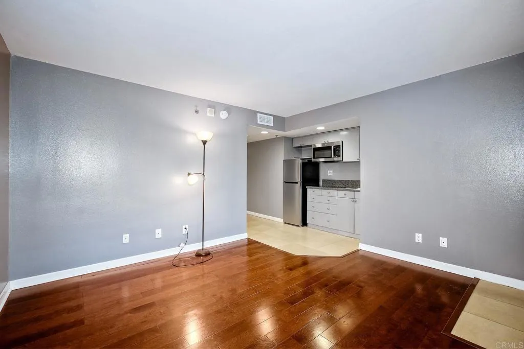 Photo #5: NDP2500323 Listing 