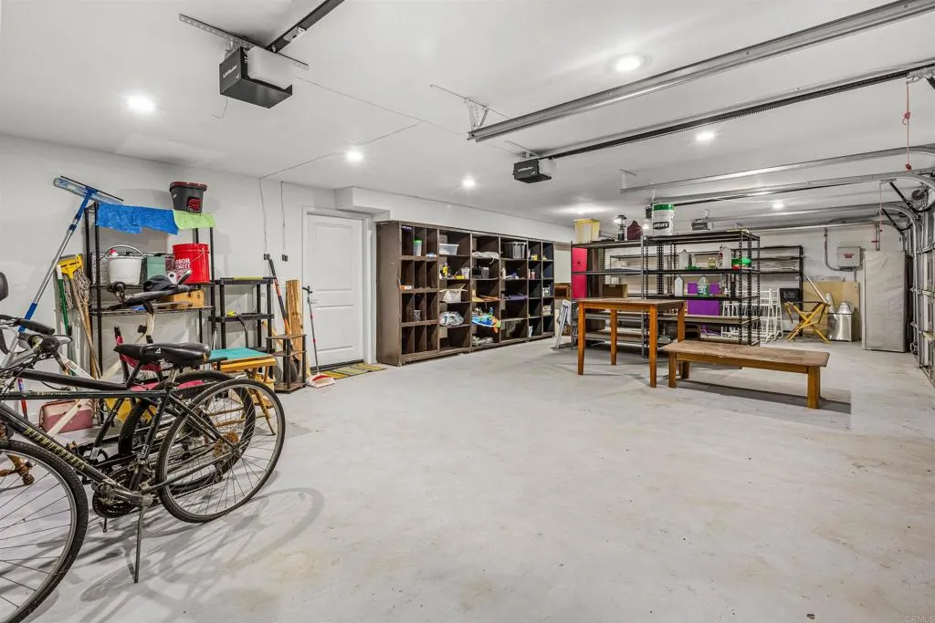 https://cdn.realtyfeed.com/cdn/127/306338345/3c2976625a0beb799f794d83021d01b3.webp