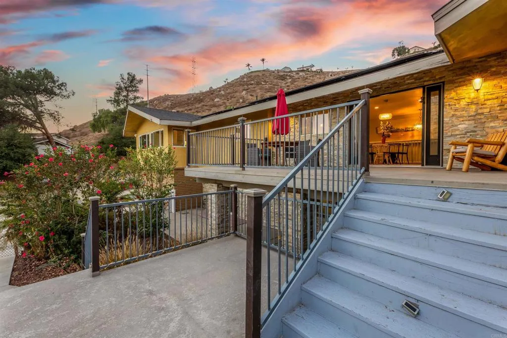 https://cdn.realtyfeed.com/cdn/127/306338345/5011b645c86fc0003962b4f4738d0504.webp