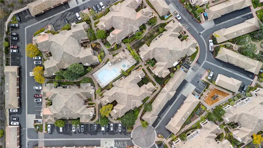 https://cdn.realtyfeed.com/cdn/127/306338581/0b45ad58304a603f981ccb6dc2f35dd9.webp
